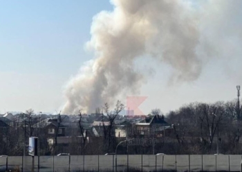 В Краснодарі вибухи і пожежа в районі льотного училища (ФОТО)
