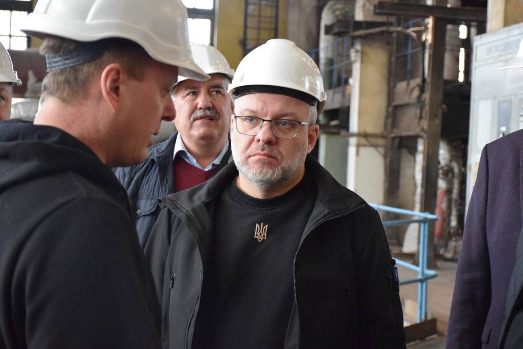 680 тонн обладнання і матеріалів для проведення ремонтних робіт отримали енергетики Миколаївщини від Міненерго - Галущенко (ФОТО) 16