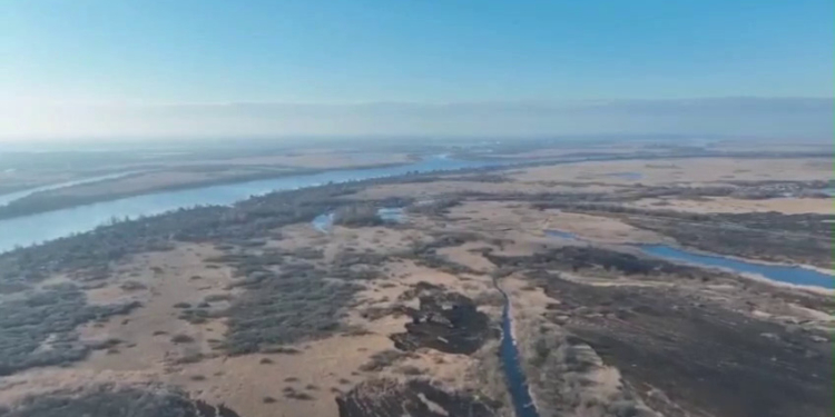 Рашисти переобладнали 7 човнів в “тачанки” і намагались захопити острів під Херсоном. Тепер стали підводними