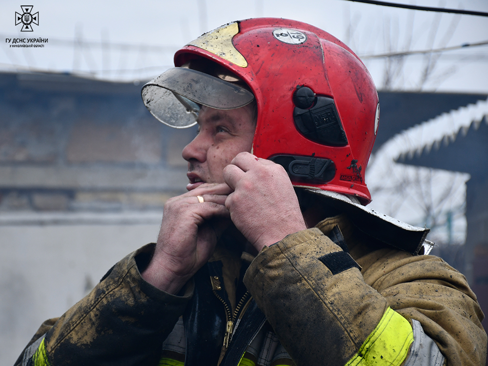 Зранку поблизу Миколаєва спалахнув дачний будинок (ФОТО) 15
