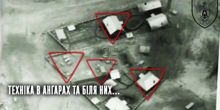 ЗСУ знищили ремонтну базу рашистів на Кінбурні (ВІДЕО)