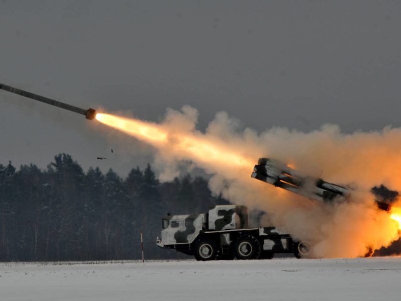 Власного виробництва! Україна використовує керовані ракети з більшою дальністю польоту, ніж у HIMARS (ФОТО, ВІДЕО)