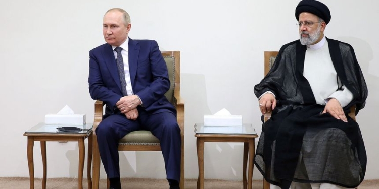 Іран погодився надати Москві ракети малої дальності і відправив танкові та артилерійські снаряди. Що отримає натомість?