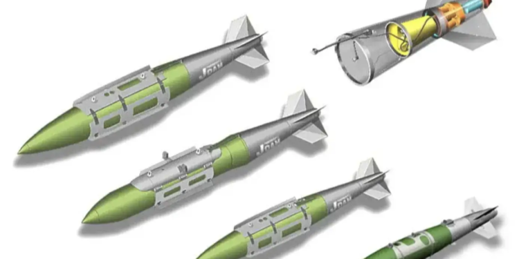 Україна вже використовує розумні бомби JDAM з дальністю 72 км. Які цілі стали можливими? (ФОТО, ВІДЕО)