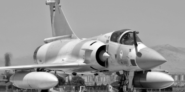 Не зараз, але. Франція може передати Україні 40 винищувачів Mirage 2000 