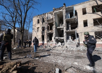 Рашисти вдарили по центру Краматорська ракетою, є жертви. Реакція Зеленського (ФОТО, ВІДЕО)