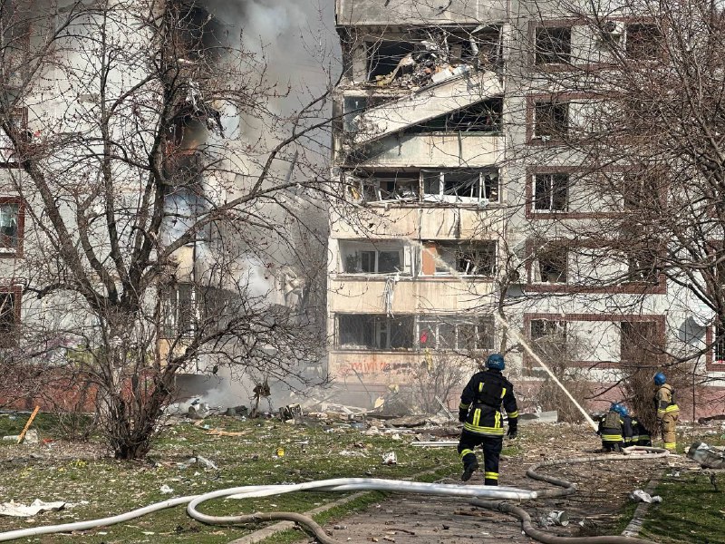 В Запоріжжі помер один із постраждалих від ракетної атаки, в лікарні 25 людей (ФОТО) 8