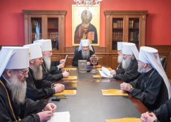УПЦ МП заявила, що з печер не піде, Лавру буде захищати (ВІДЕО)