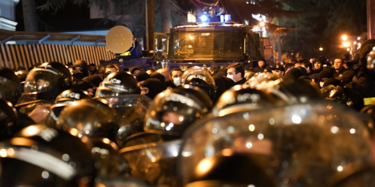Вночі на акції протесту в Тбілісі поліція затримала 66 людей