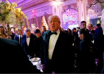 Трамп заявив, що його планують арештувати у вівторок, і закликав американців до протесту