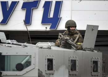 На ЗАЕС російські окупанти прораховують ймовірні сценарії відходу та позначають обладнання, яке можна вкрасти зі станції (ФОТО)