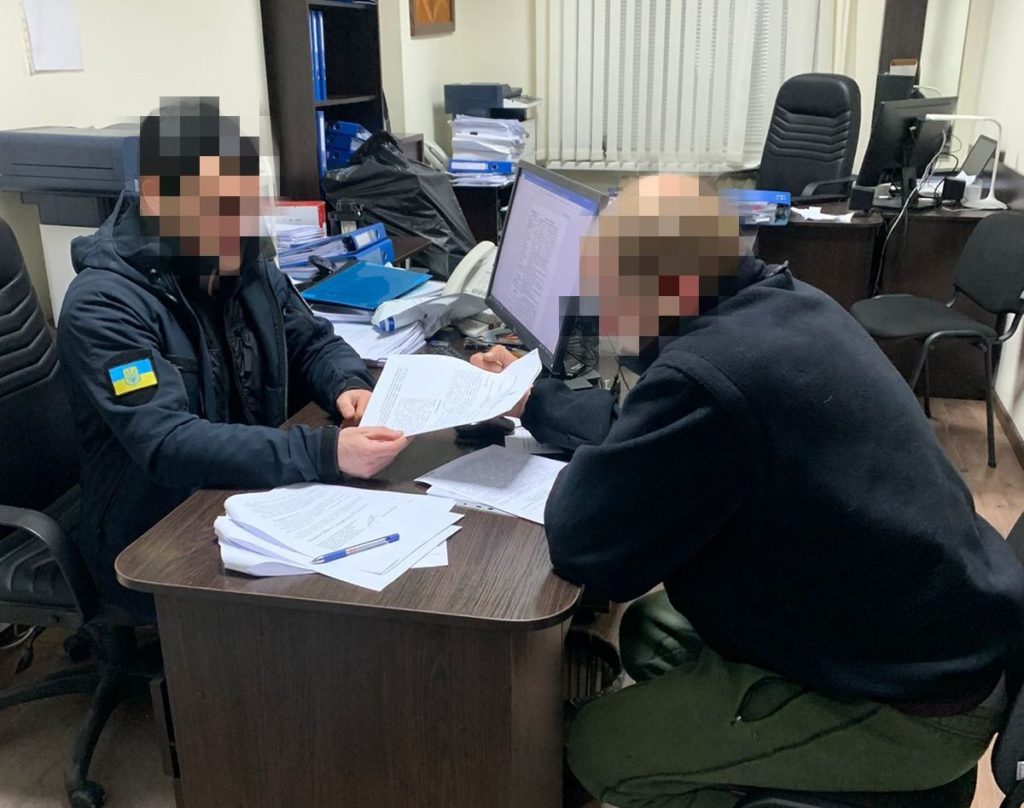 У Миколаєві викрили поліцейського на незаконному придбанні та зберіганні з метою збуту наркотичних засобів та психотропних речовин (ФОТО) 16