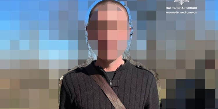 В Миколаєві на блокпосту патрульні виявили та затримали чоловіка, який перебував у розшуку (ФОТО)