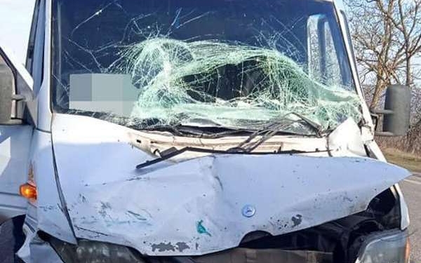 Просто диво, що без потерпілих: на трасі Миколаїв-Одеса сталась ДТП за участі 3-х автівок (ФОТО)