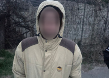 В Миколаєві патрульні затримали чоловіка з 54 «закладками» (ФОТО)