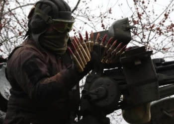 Російські загарбники намагаються оточити Бахмут, а на Луганщині шукають 50 дезертирів, – Генштаб