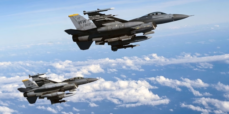 Чому F-16 важливі для України? Командувач Повітряних Сил ЗСУ розставив точки над «і»