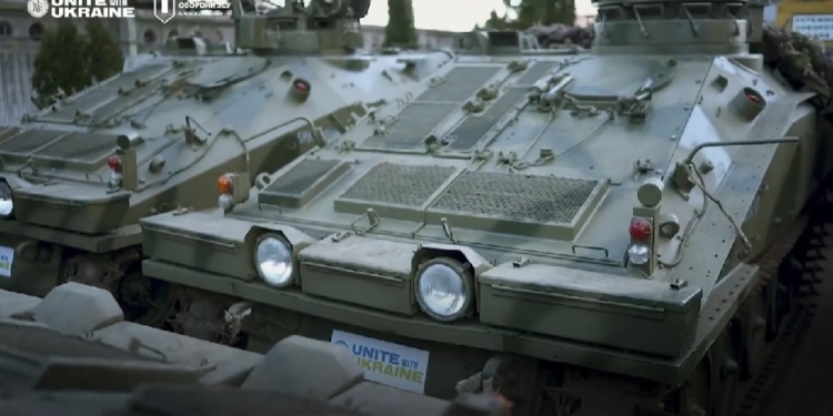 Світовий Конгрес Українців передав Силам тероборони 25 британських броньовиків (ВІДЕО)