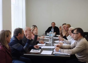 Миколаївська міська рада придбає 4 квартири для військових