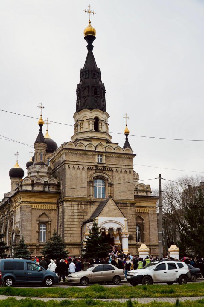 В Миколаєві містяни святкують Великдень (ФОТО) 2