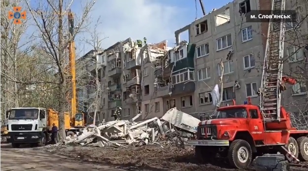 Пошуково-рятувальна операція в Слов’янську завершена: вилучено тіла ще двох загиблих людей (ВІДЕО)