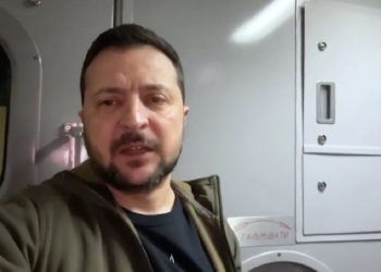 Зеленський із потяга розповів про поїздку на Волинь, подякував США і українським захисникам (ВІДЕО)