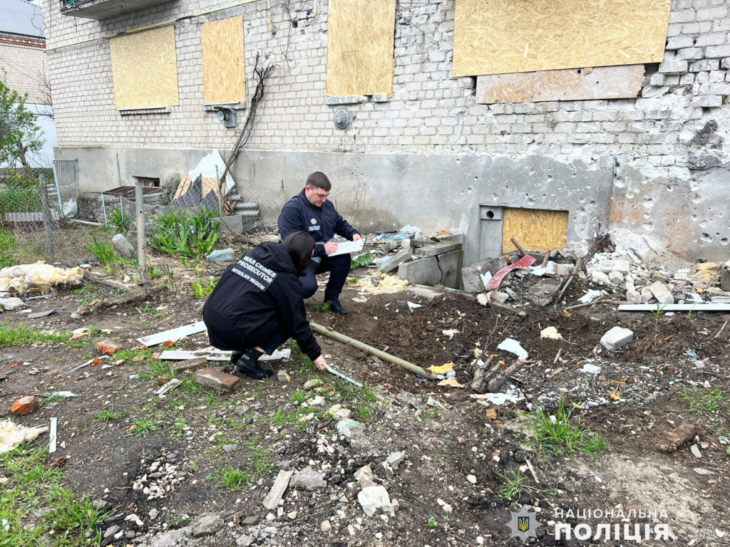 Поліція Миколаївщини показала наслідки обстрілу Очакова (ФОТО) 2