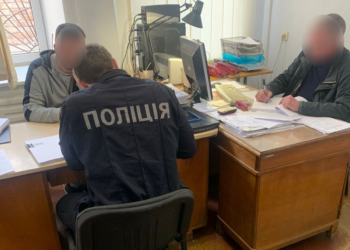 Скандальна закупка генераторів мерією Миколаєва: поліція оголосила підозру керівнику відділу міськради за збитки майже на 3 млн.грн.