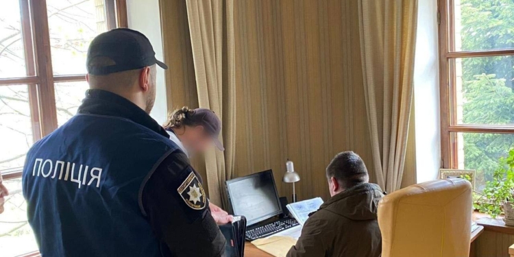 На Миколаївщині підприємець використовував наданий Литвою, як благодійна допомога, транспорт для власного збагачення