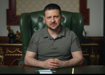 “Ракетами проти музеїв, керованими бомбами проти церков”, – звернення Зеленського (ВІДЕО)
