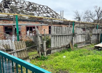 Поліція Миколаївщини показала наслідки обстрілу Очакова (ФОТО)