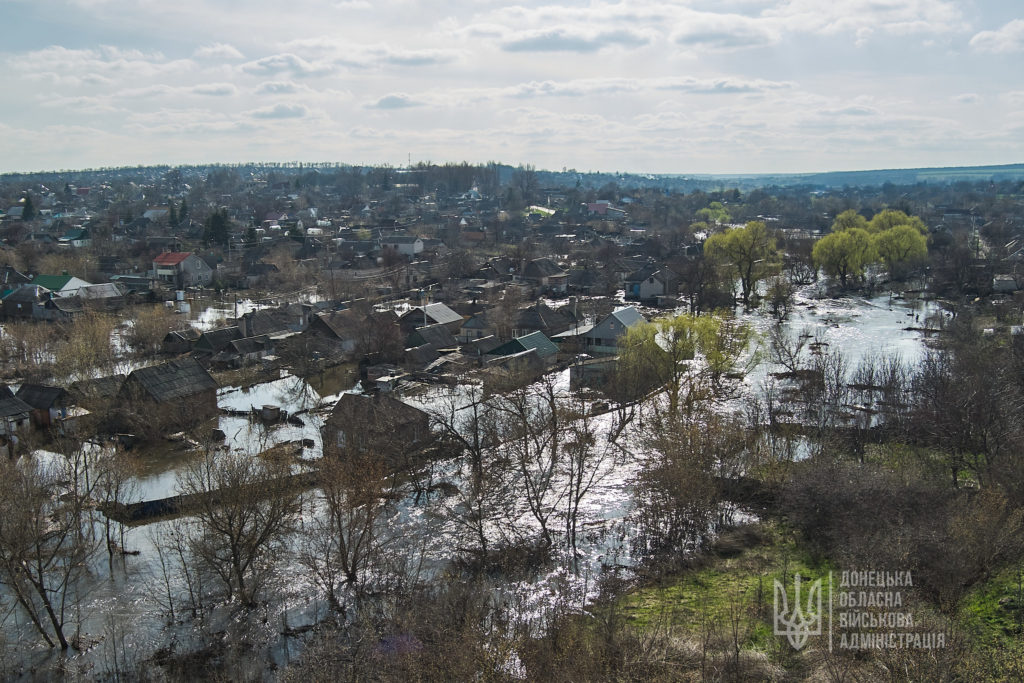 Під Краматорськом прорвало дамбу – підтоплено 260 будинків (ФОТО) 4