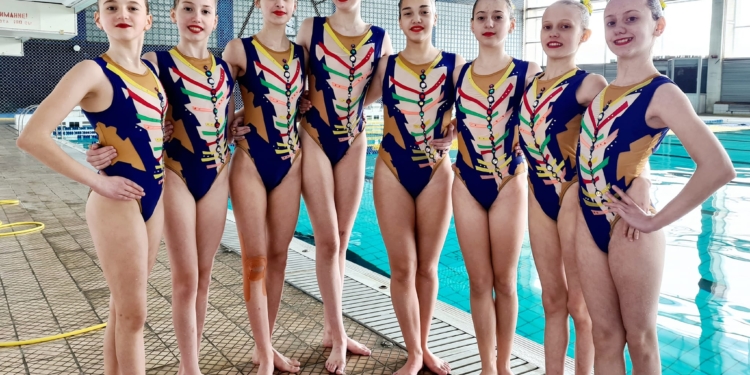 Вихованки Миколаївської КДЮСШ «Україна» з синхронного плавання зібрали врожай нагород на чемпіонаті України (ФОТО)