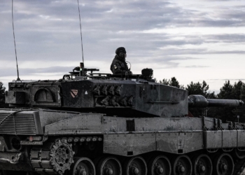 Союзники по НАТО тренують українських новобранців на танках Leopard у Польщі (ФОТО)