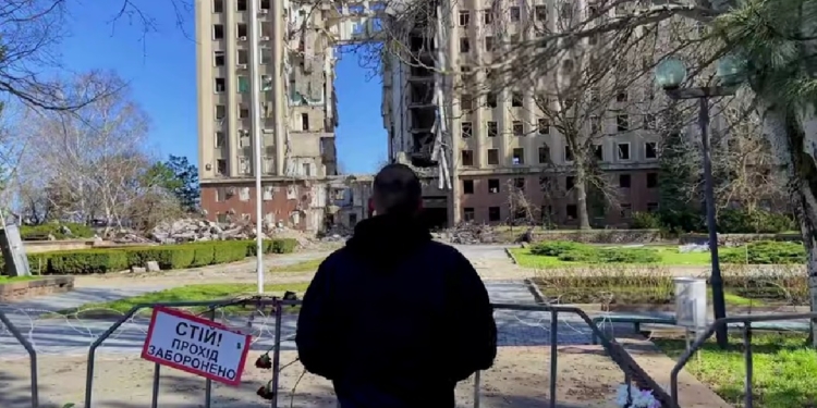 Пісні війни. Максим Шкляров – «Рідний Миколаїв» (ВІДЕО)