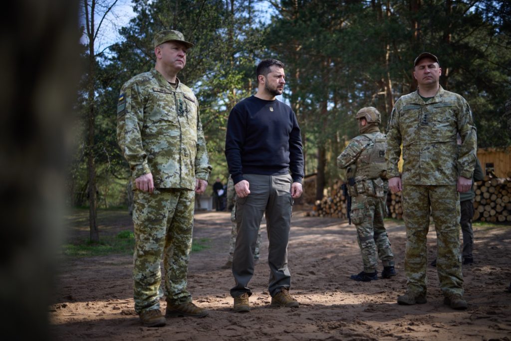 Зеленський відвідав прикордонників на кордоні з Польщею і Білоруссю (ФОТО, ВІДЕО) 6