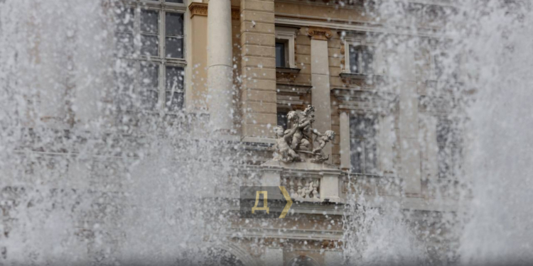 В Одесі запустили міські фонтани (ФОТО, ВІДЕО)