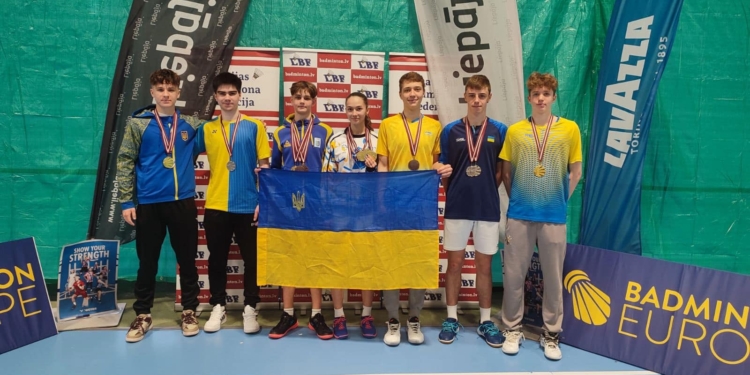 Миколаївські бадмінтоністи завоювали 11 нагород Гран-прі Європи “Victor Latvia U17 International” (ФОТО)