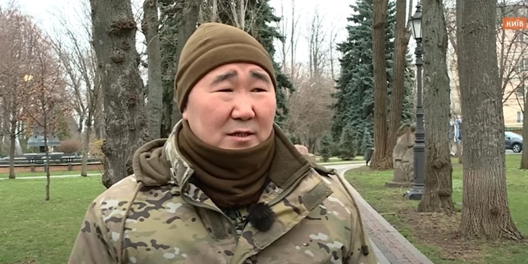 Ветеран ГРУ з Якутська перейшов на бік України. Що він вміє (ВІДЕО)