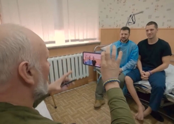 Зеленський відвідав ушпиталених військових (ВІДЕО)