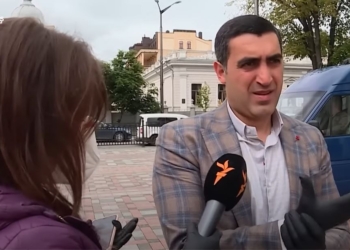 Для них війна, як пісня про “строить и жить помогает”. Сім’я нардепа калишньої ОПЗЖ придбала 13 автівок на суму понад $1,3 млн. (ФОТО, ВІДЕО)