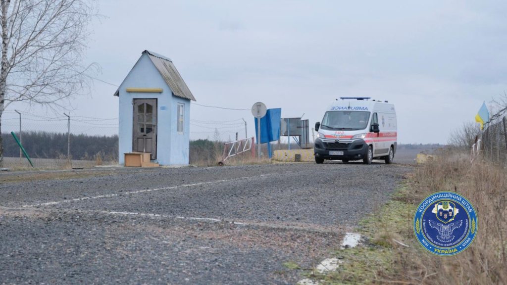 Україна повернула додому з полону ще 12 українців, серед них 5 важкопоранених (ФОТО, ВІДЕО) 12