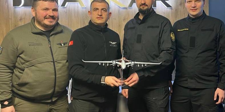 Для себе і на експорт. Українські виробники підписали 3 контракти з Baykar