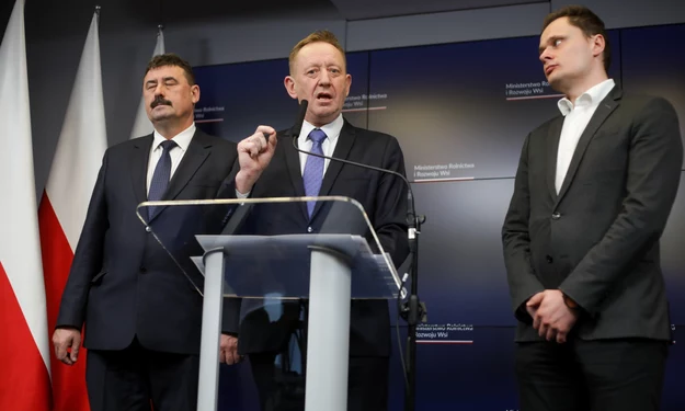 Польща об’єднала навколо себе Болгарію, Румунію, Словаччину і Угорщину і вимагає заборони імпорту українських продуктів до кінця року