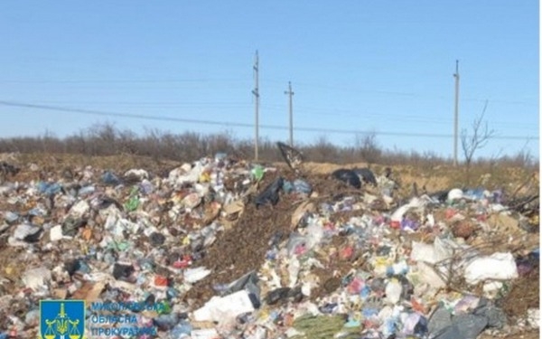 На Миколаївщині прокуратура через суд вимагає ліквідувати несанкціоноване сміттєзвалище на території Костянтинівської територіальної громади (ФОТО)