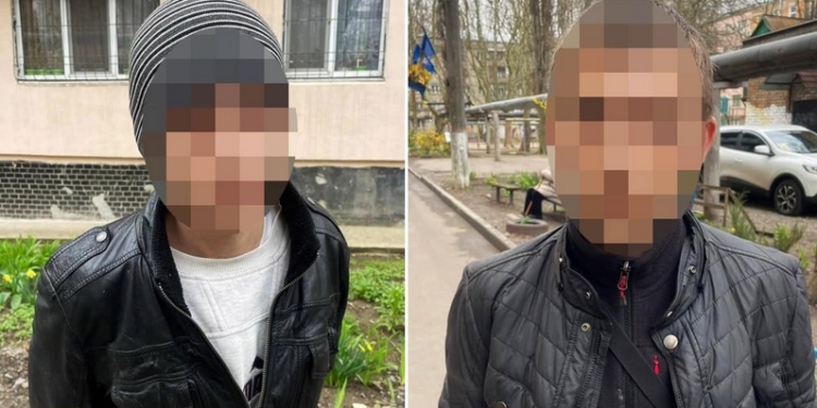 В Миколаєві двоє молодиків намагались вкрасти каналізаційні труби в підвалі багатоповерхівки (ФОТО)