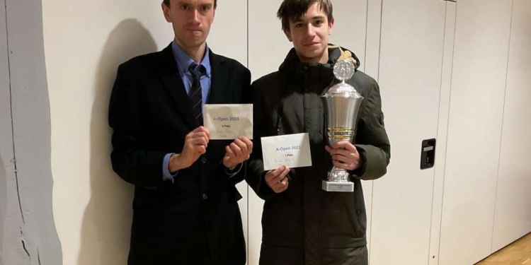 Миколаївський шахіст здобув перемогу на міжнародному турнірі в Німеччині (ФОТО)
