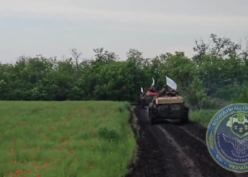 Унікальні кадри повернення наших 106 визволених з російського полону захисників (ВІДЕО)