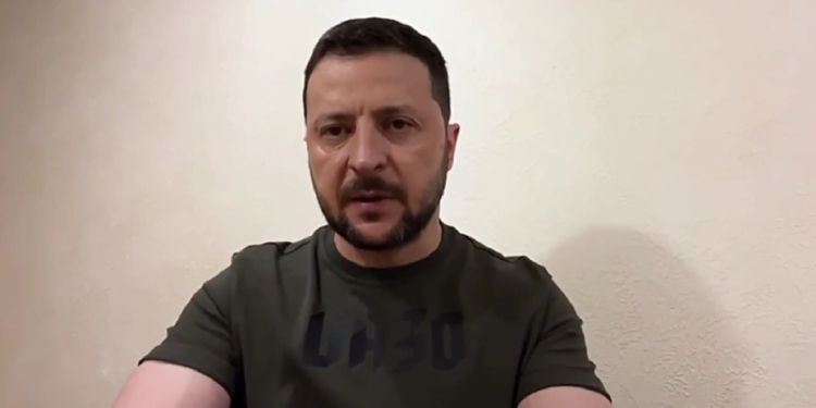 Зеленський назвав воїнів, які особливо відзначились в боях, – миколаївські десантники серед них (ВІДЕО)