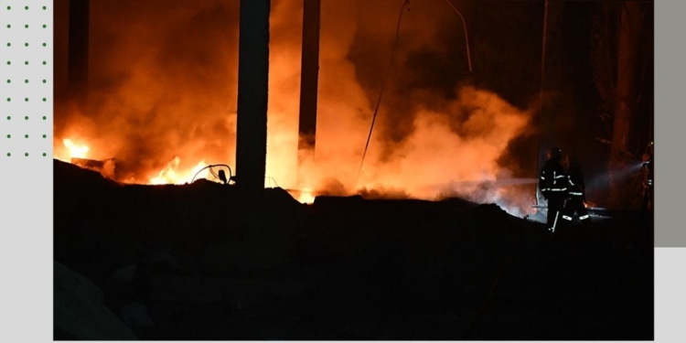 Понад 847 млн.грн. – в ДЕІ підрахували збитки довкіллю внаслідок російського обстрілу одного з підприємств Миколаєва